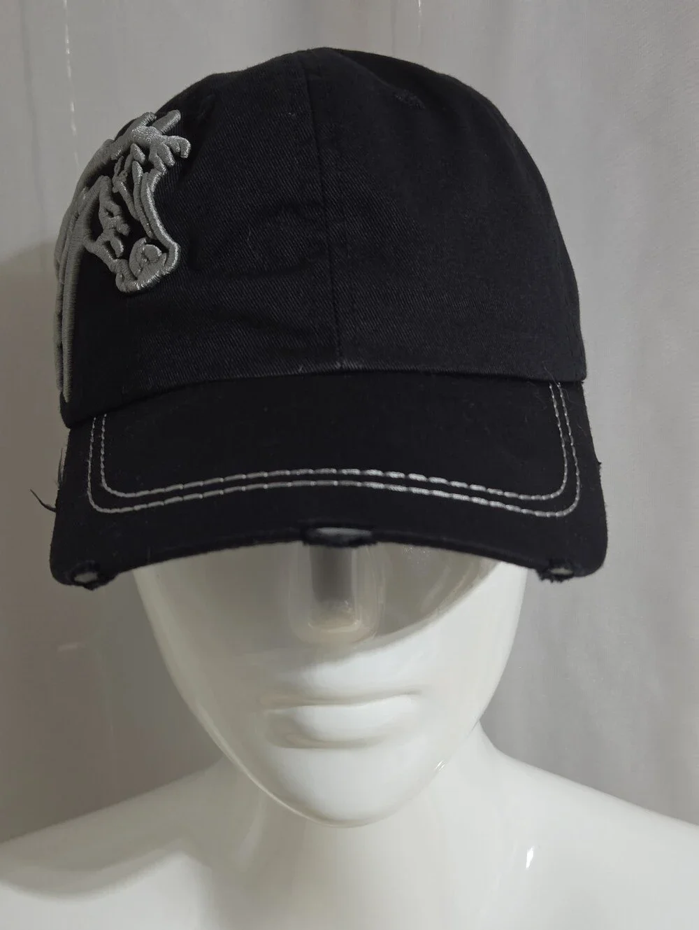 AWST Int'l - Raised Embroidered Horse Head Distressed Look Ball Cap